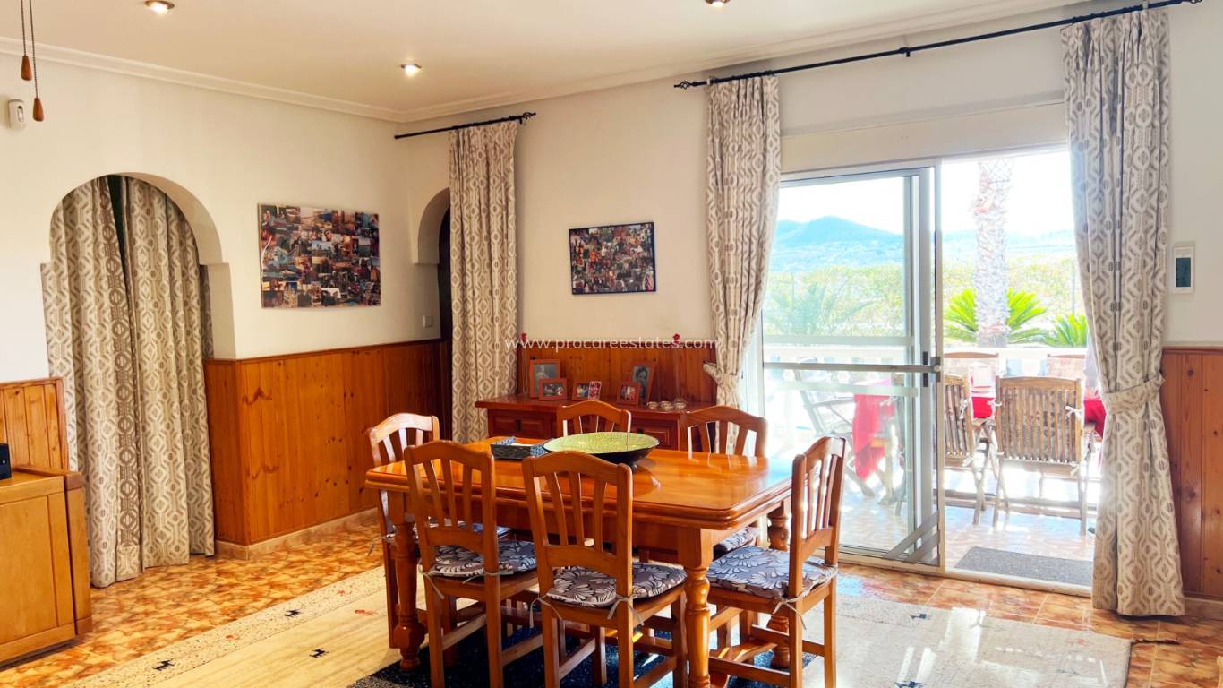 Resale - Villa - Hondon De Los Frailes