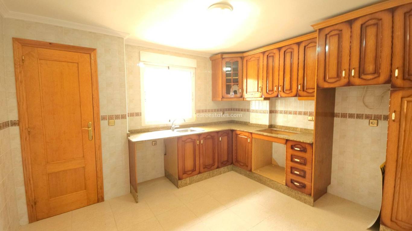 Resale - Villa - La Marina