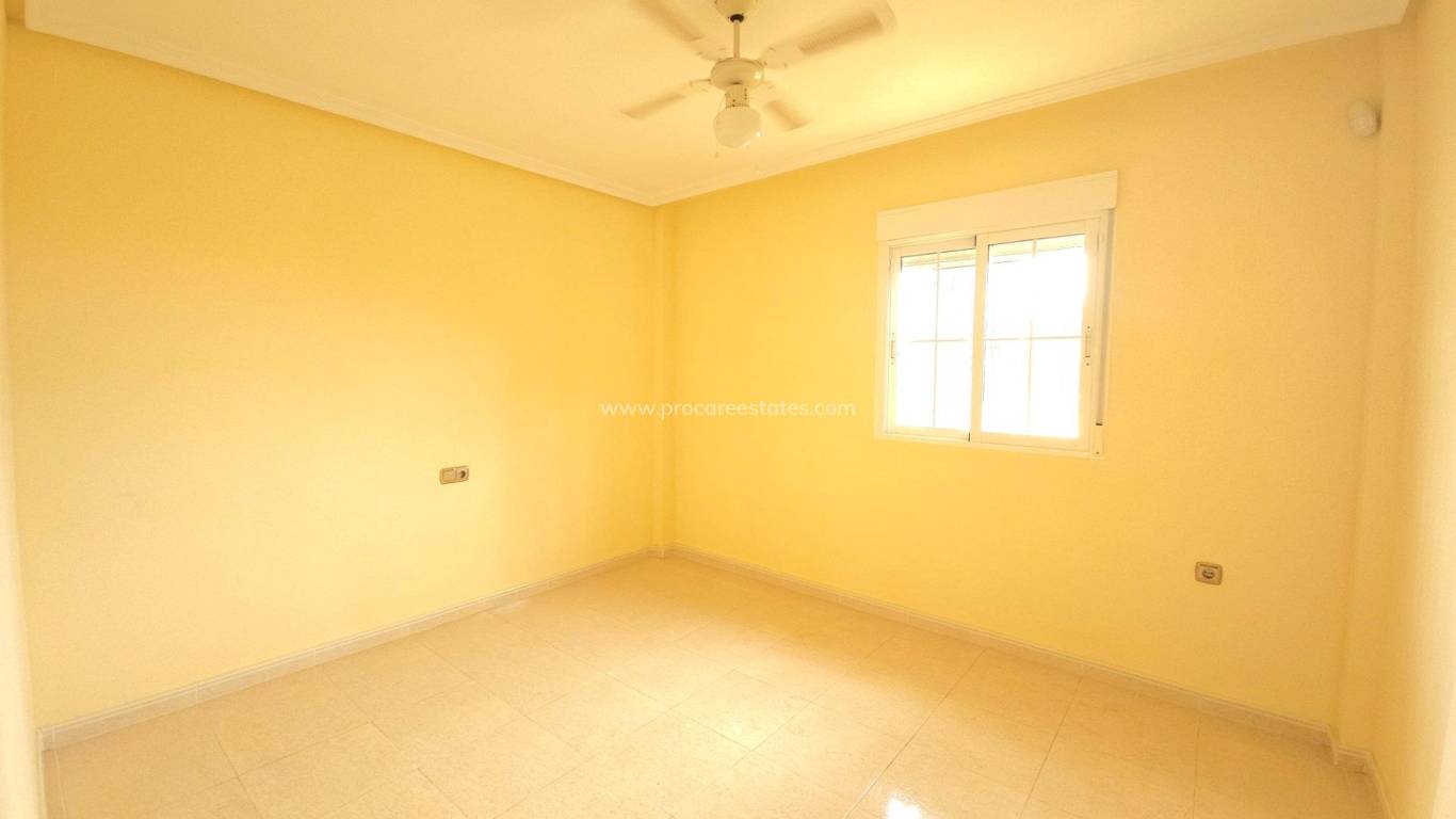 Resale - Villa - La Marina