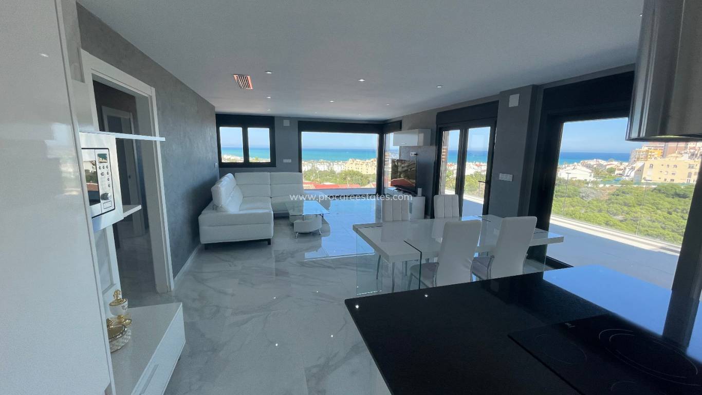 Resale - Villa - La Mata