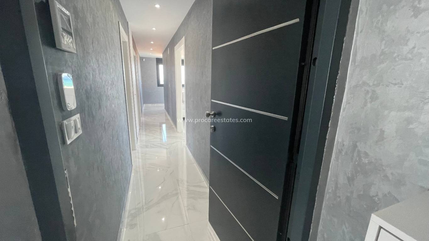 Resale - Villa - La Mata