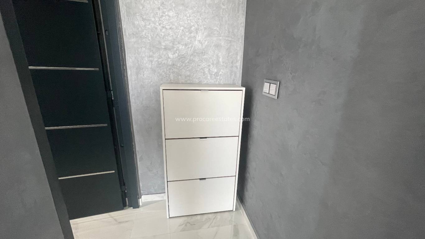 Resale - Villa - La Mata