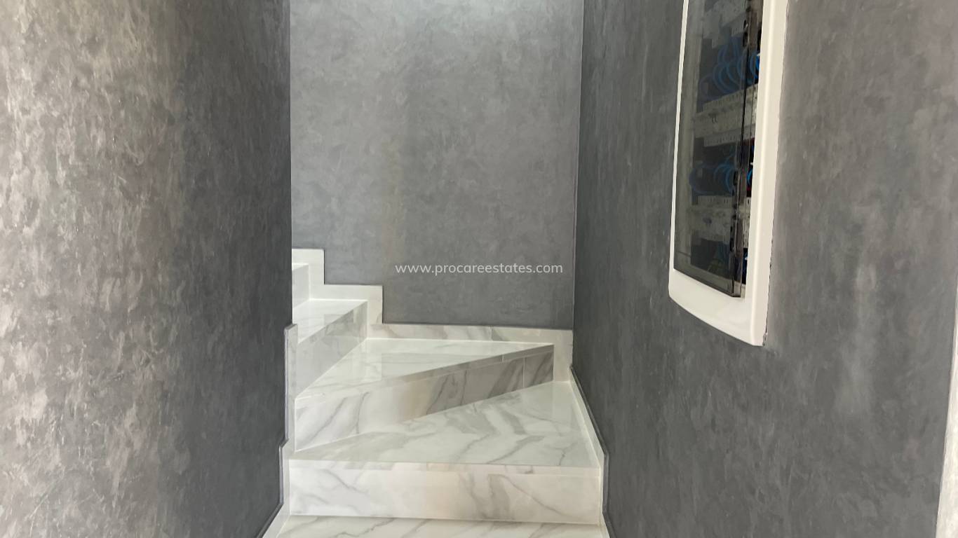 Resale - Villa - La Mata