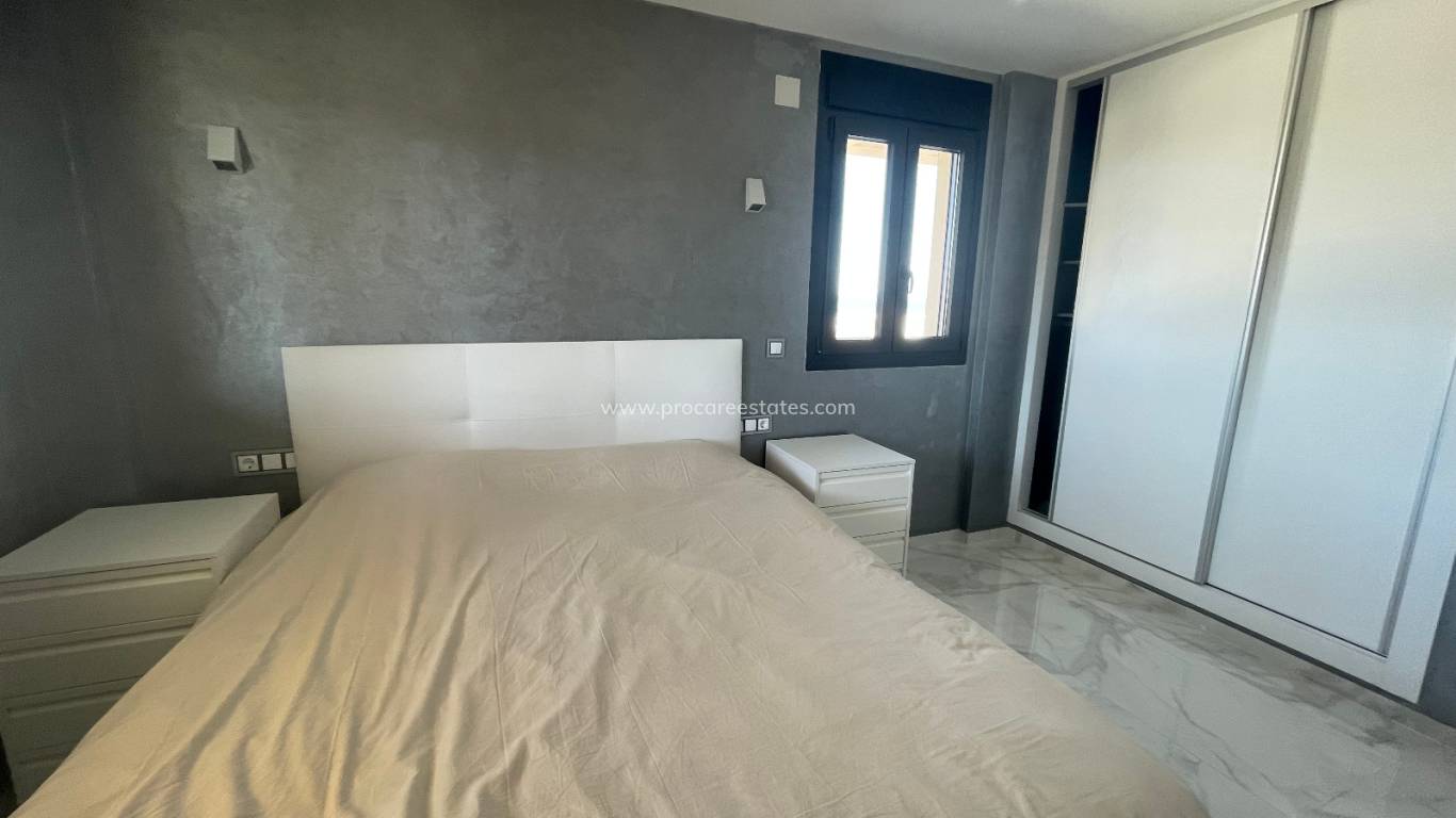 Resale - Villa - La Mata