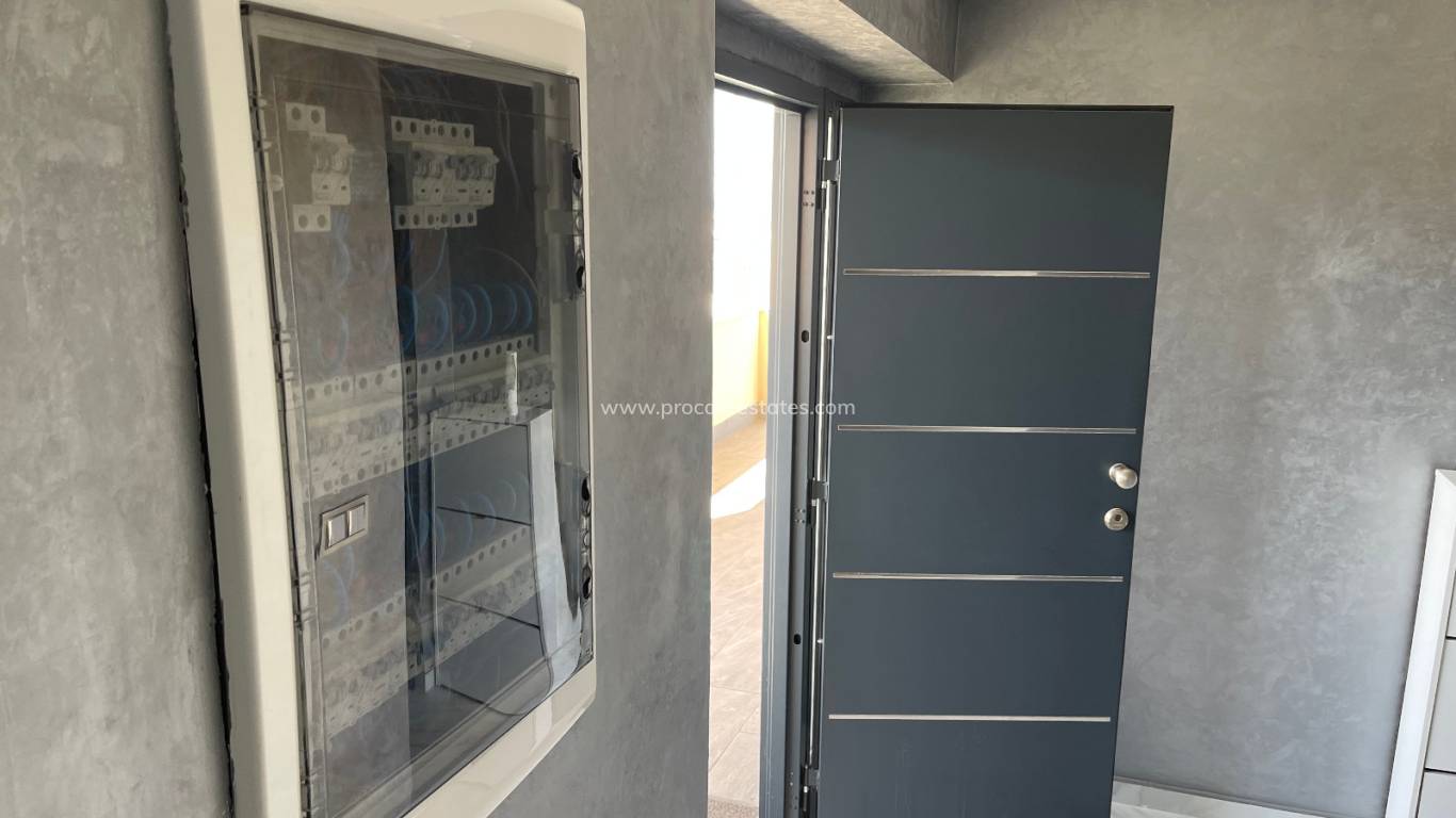 Resale - Villa - La Mata