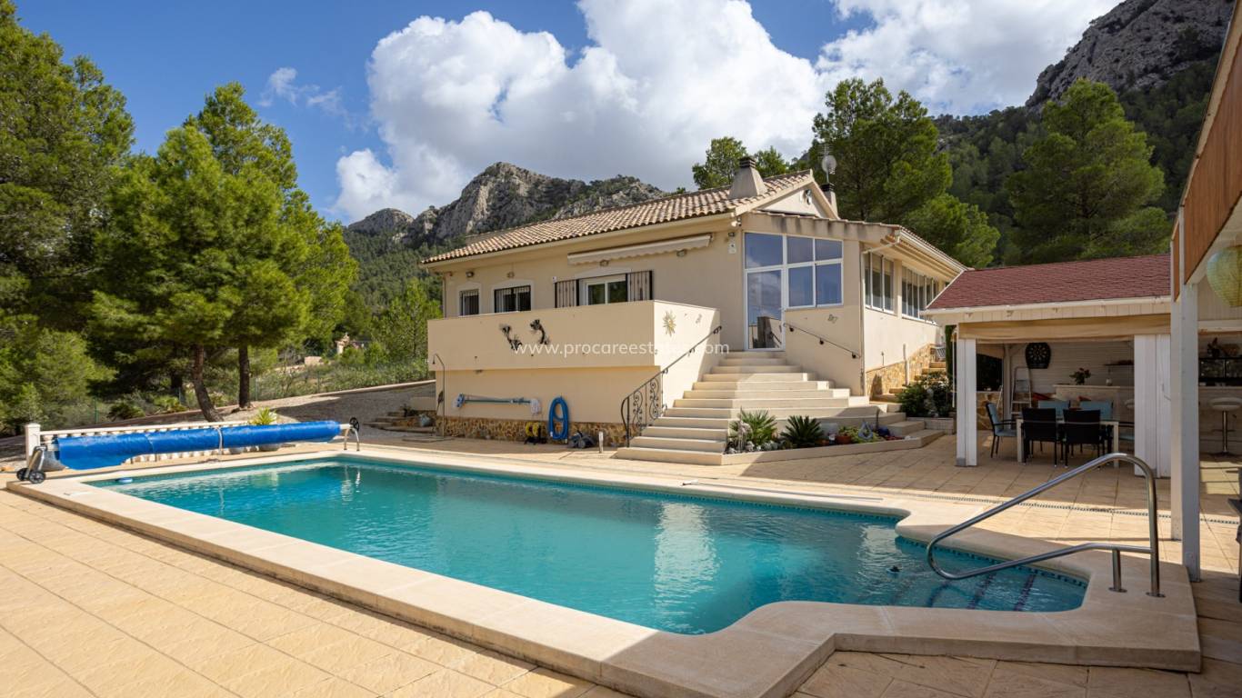 Resale - Villa - La Zarza
