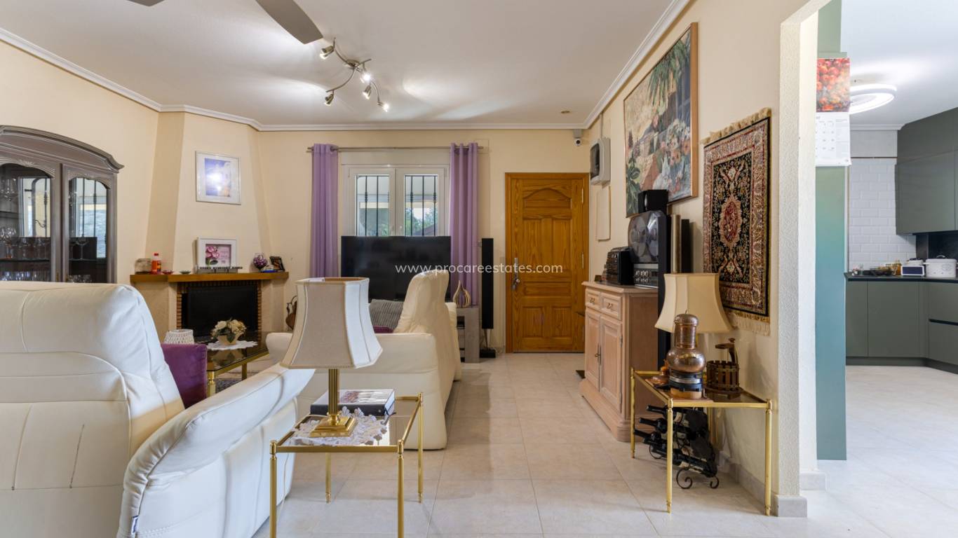 Resale - Villa - La Zarza