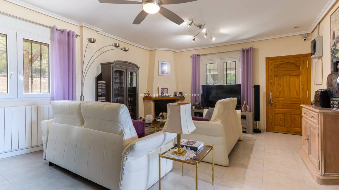 Resale - Villa - La Zarza
