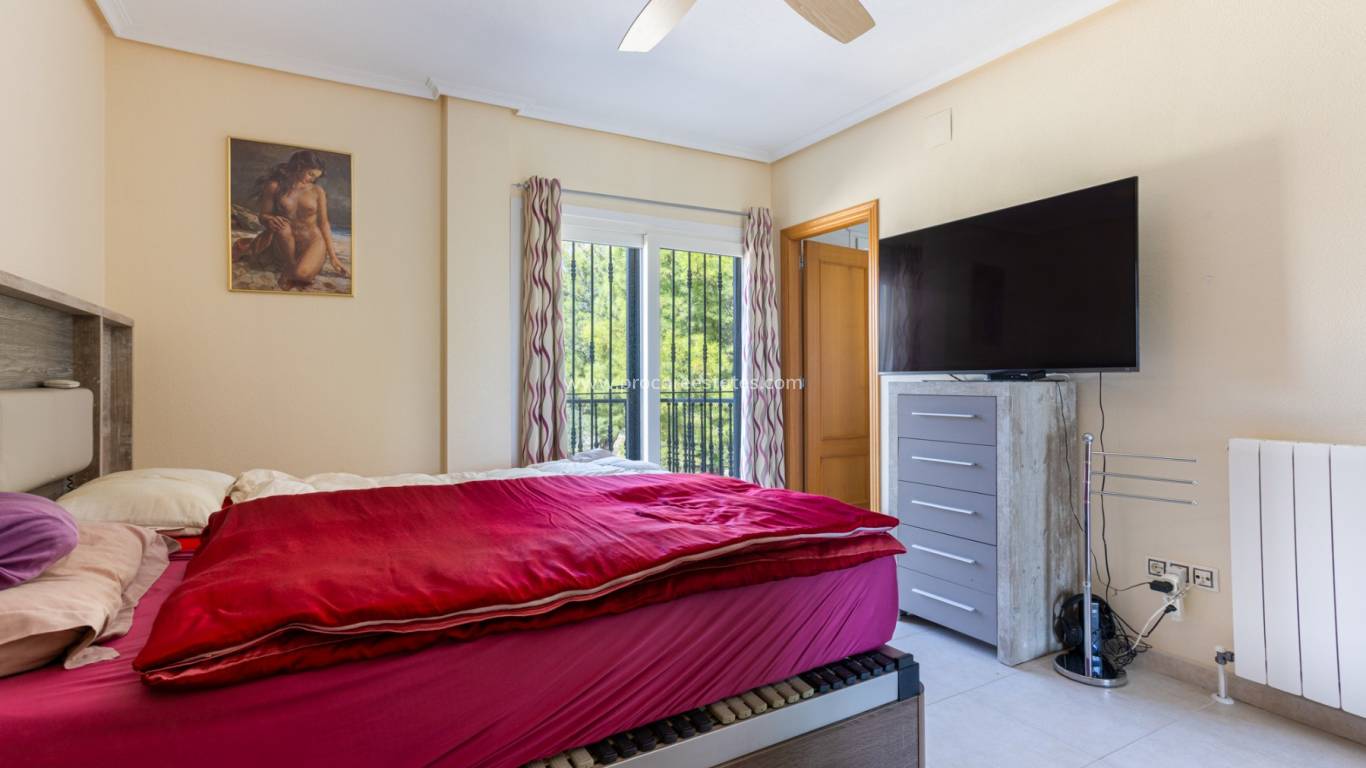 Resale - Villa - La Zarza