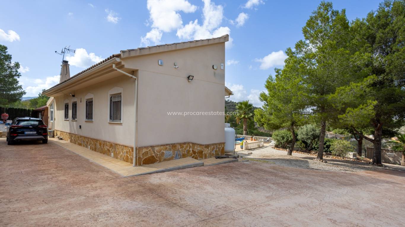 Resale - Villa - La Zarza