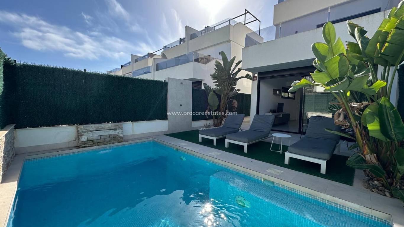 Resale - Villa - Los Alcázares - Serena Golf