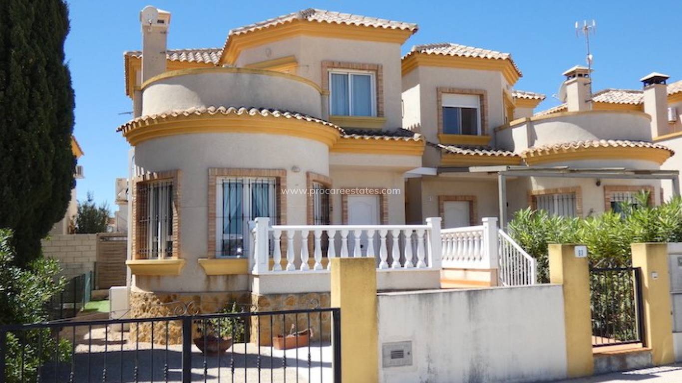 Resale - Villa - Los Montesinos - La Herada