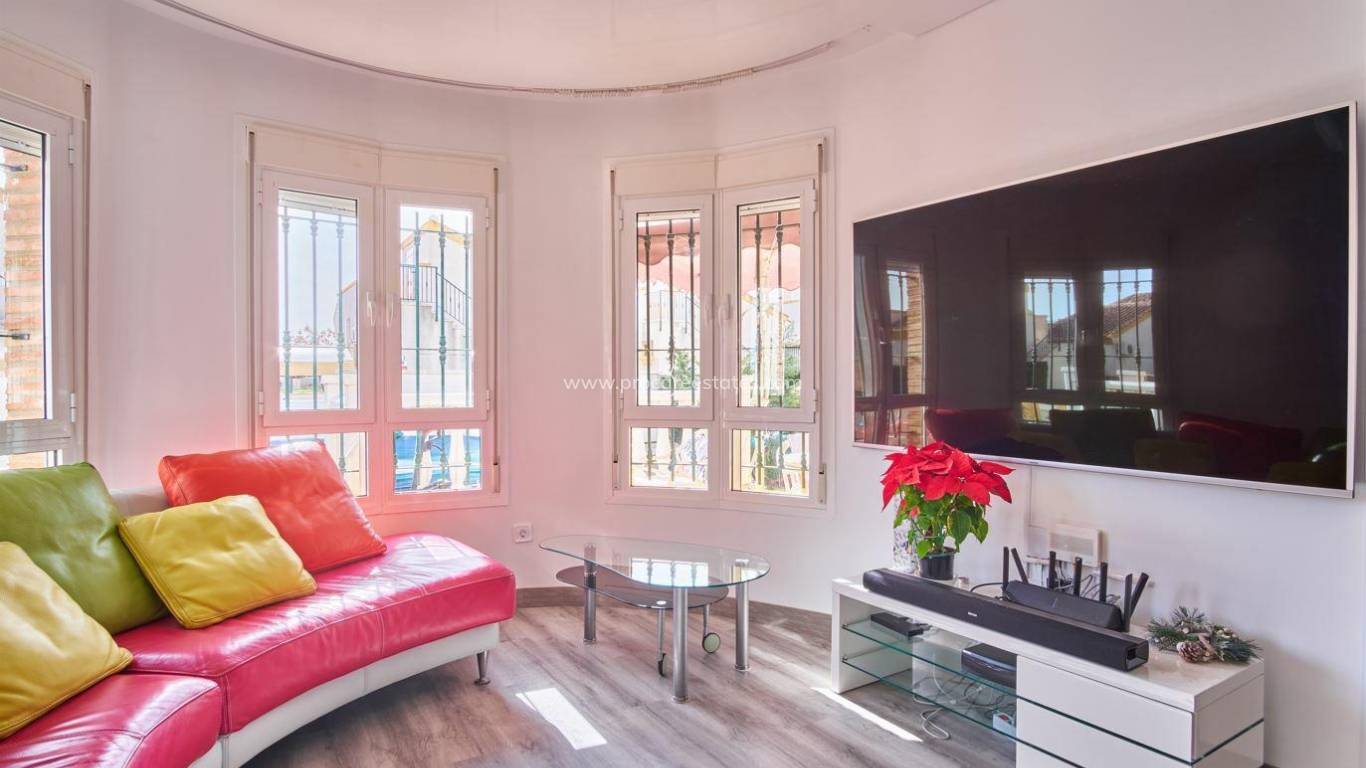 Resale - Villa - Los Montesinos - La Herada