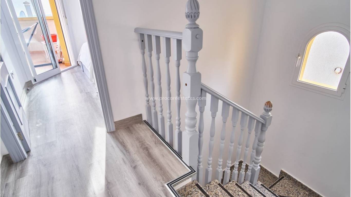 Resale - Villa - Los Montesinos - La Herada