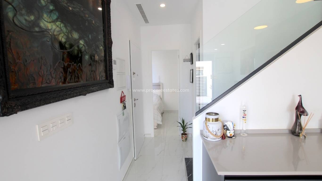 Resale - Villa - Los Montesinos - Los Montesinos - La Herrada