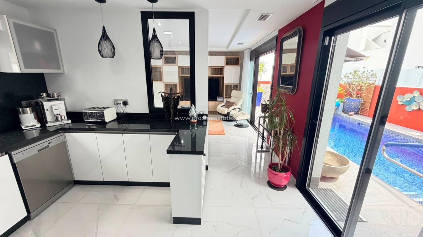 Resale - Villa - Los Montesinos - Los Montesinos town