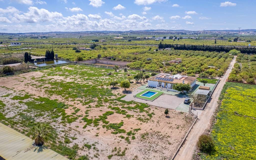 Resale - Villa - Los Montesinos