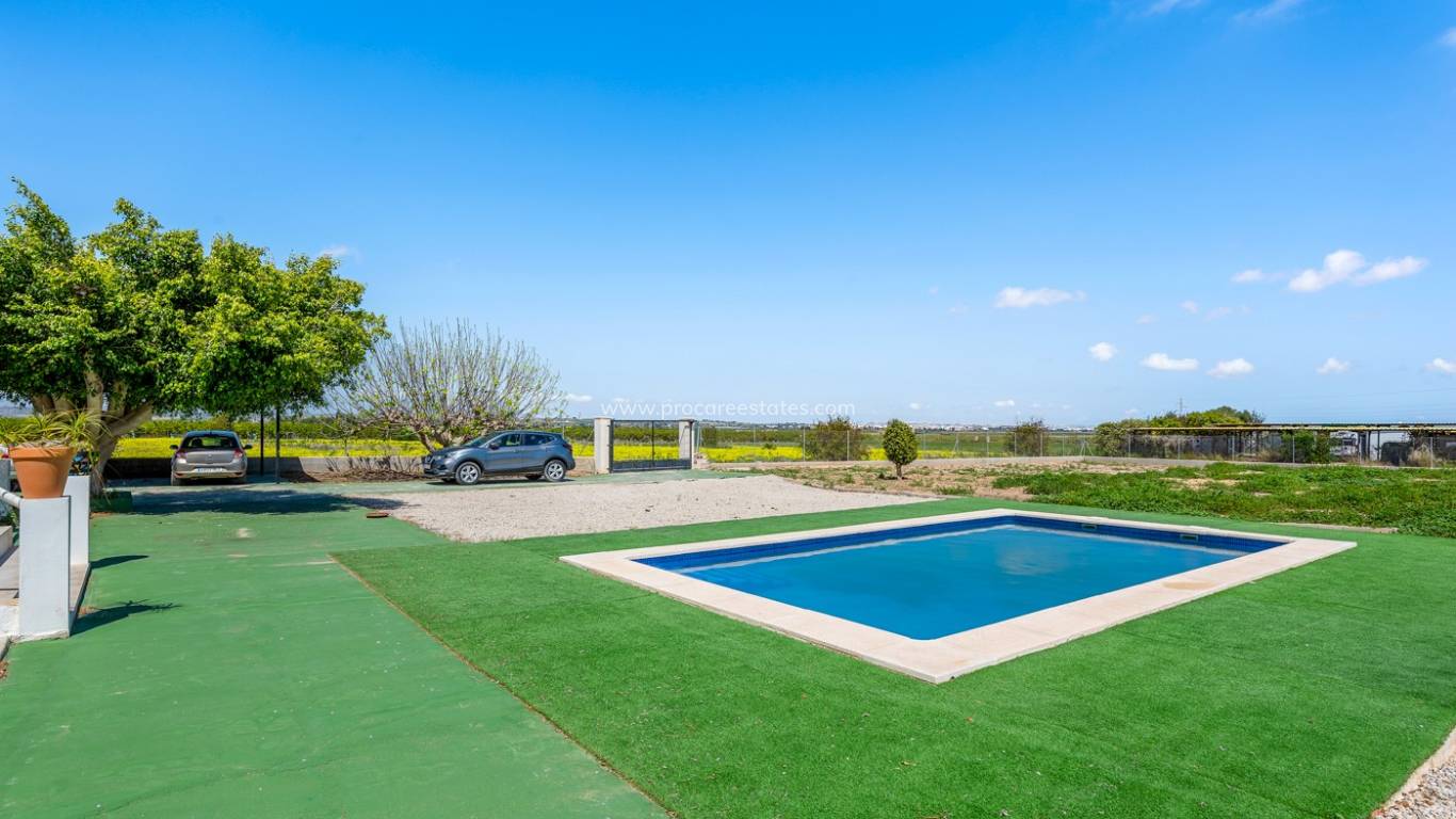 Resale - Villa - Los Montesinos