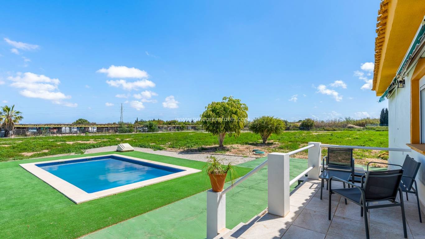 Resale - Villa - Los Montesinos