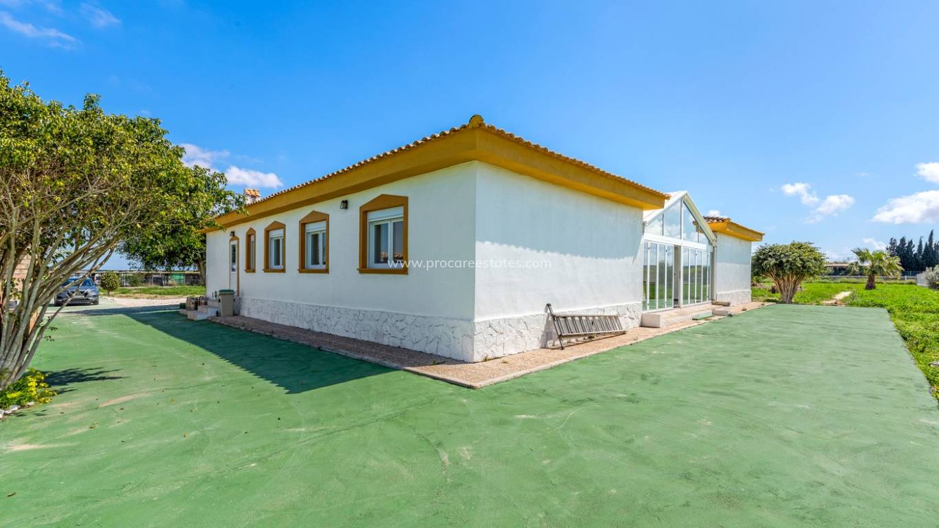 Resale - Villa - Los Montesinos