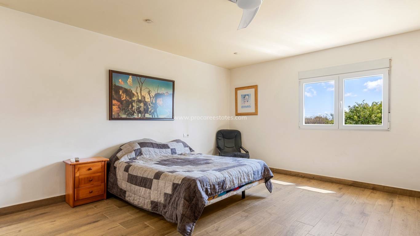 Resale - Villa - Los Montesinos