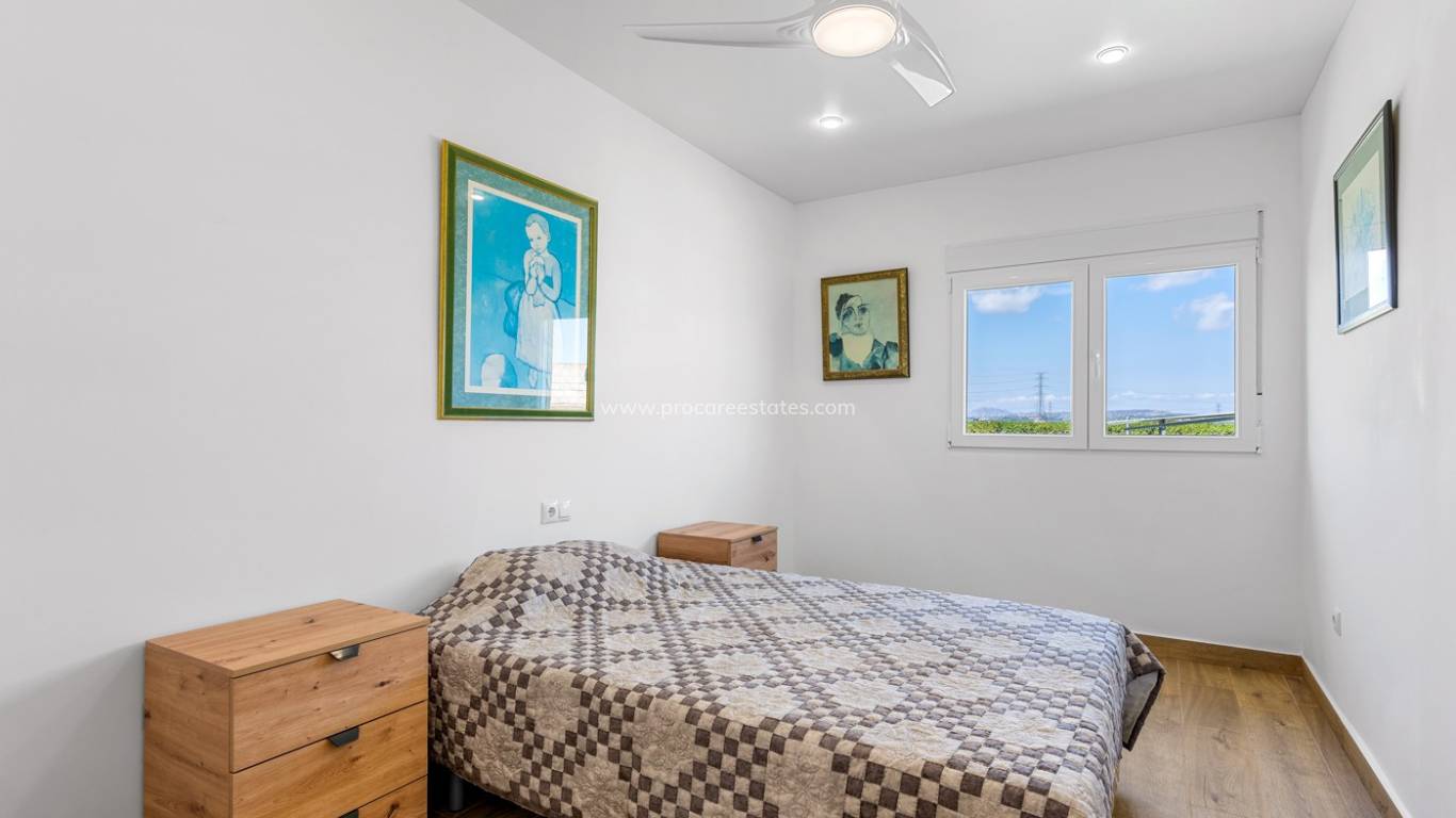 Resale - Villa - Los Montesinos