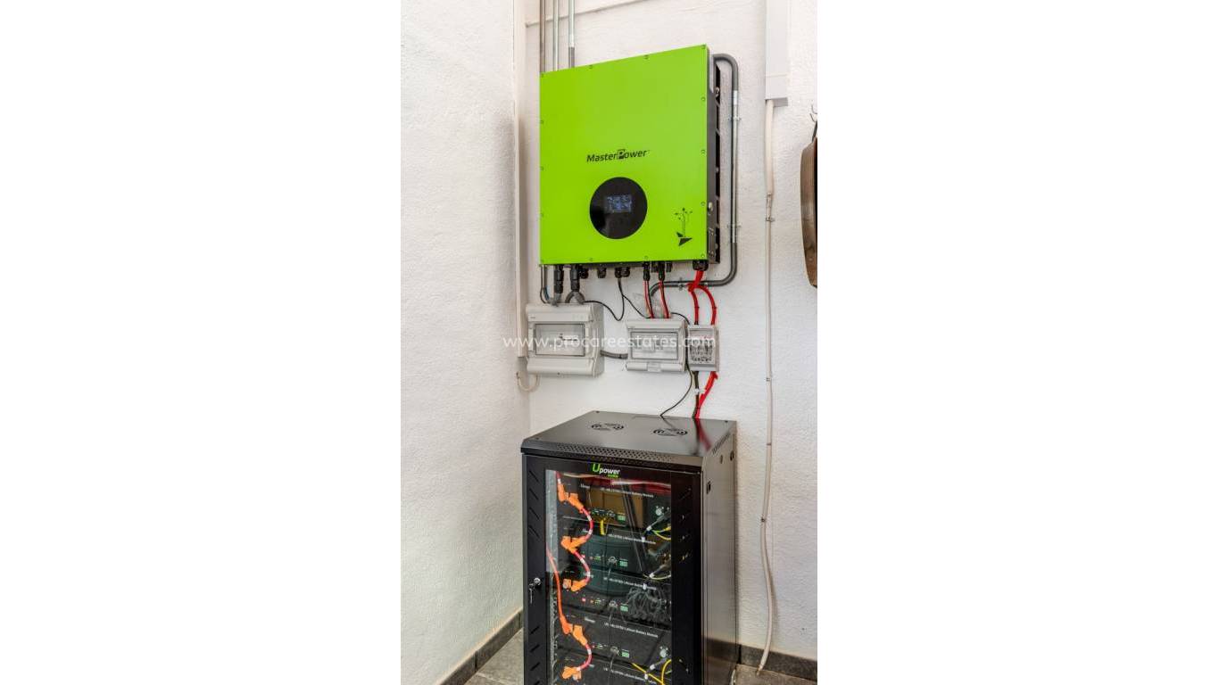 Resale - Villa - Los Montesinos