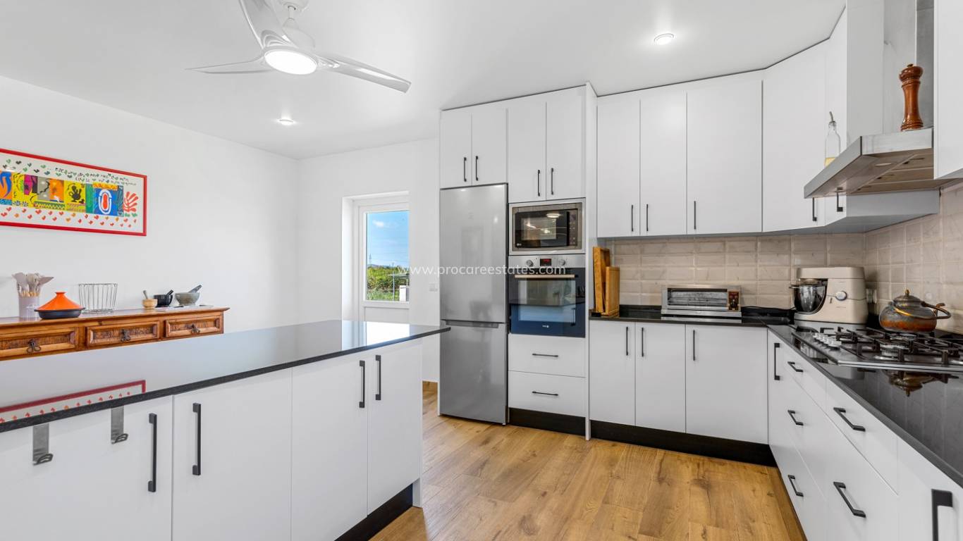 Resale - Villa - Los Montesinos