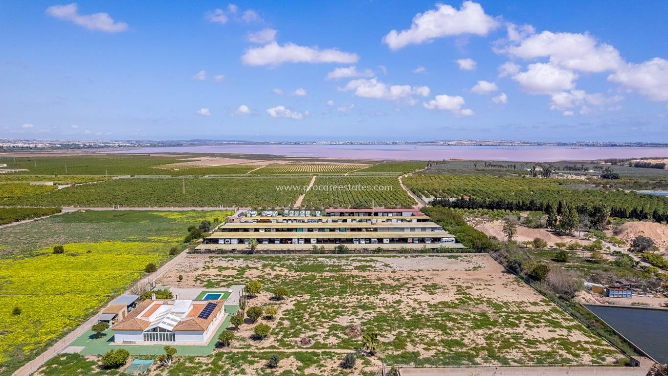 Resale - Villa - Los Montesinos