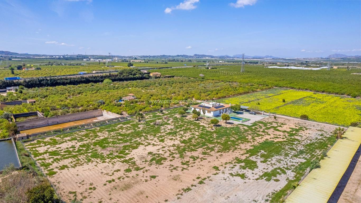 Resale - Villa - Los Montesinos