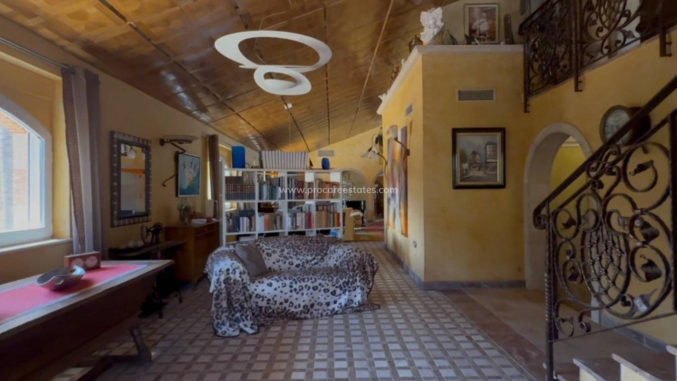 Resale - Villa - Los Nietos - Nietos  Los