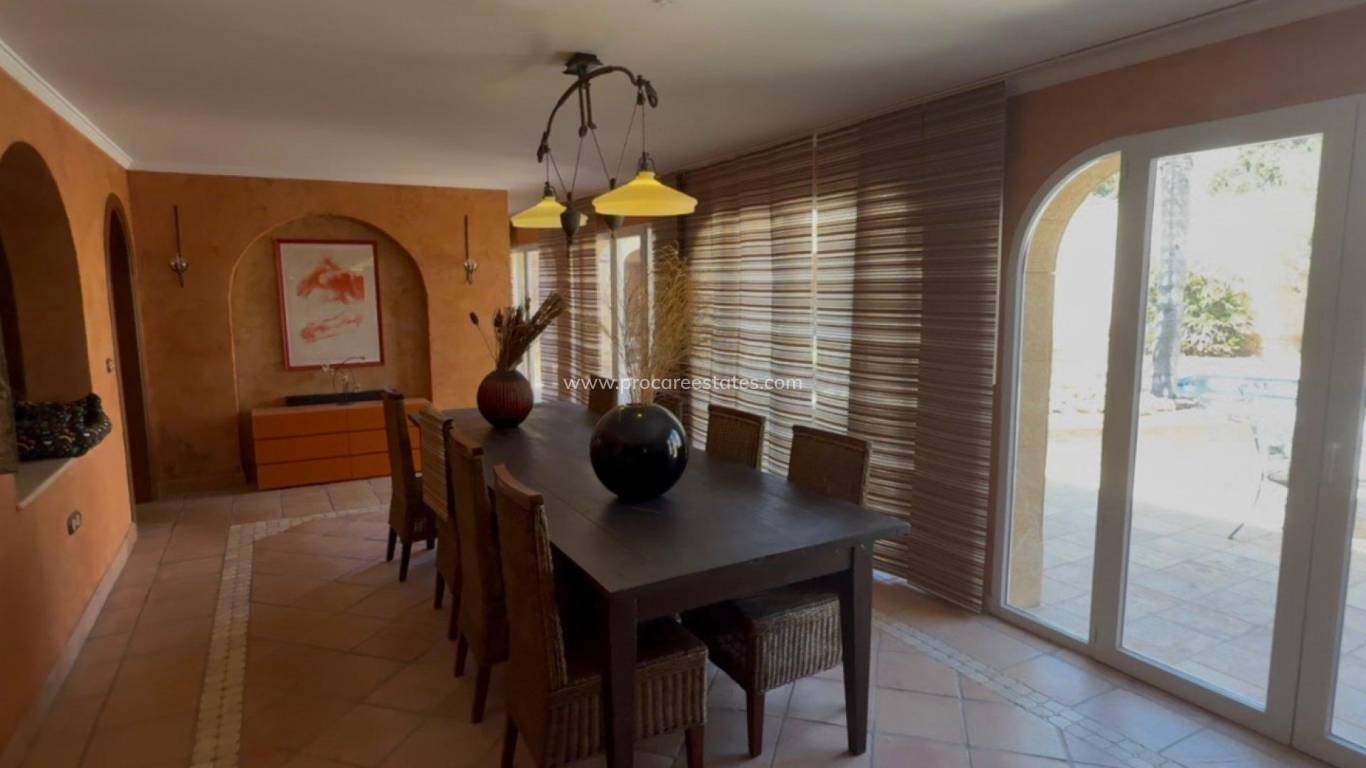 Resale - Villa - Los Nietos - Nietos  Los