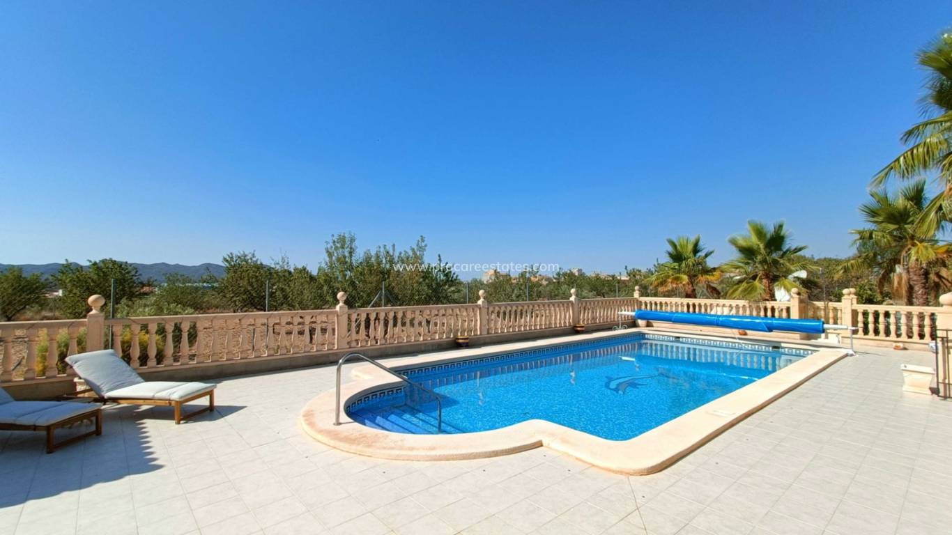 Resale - Villa - Macisvenda