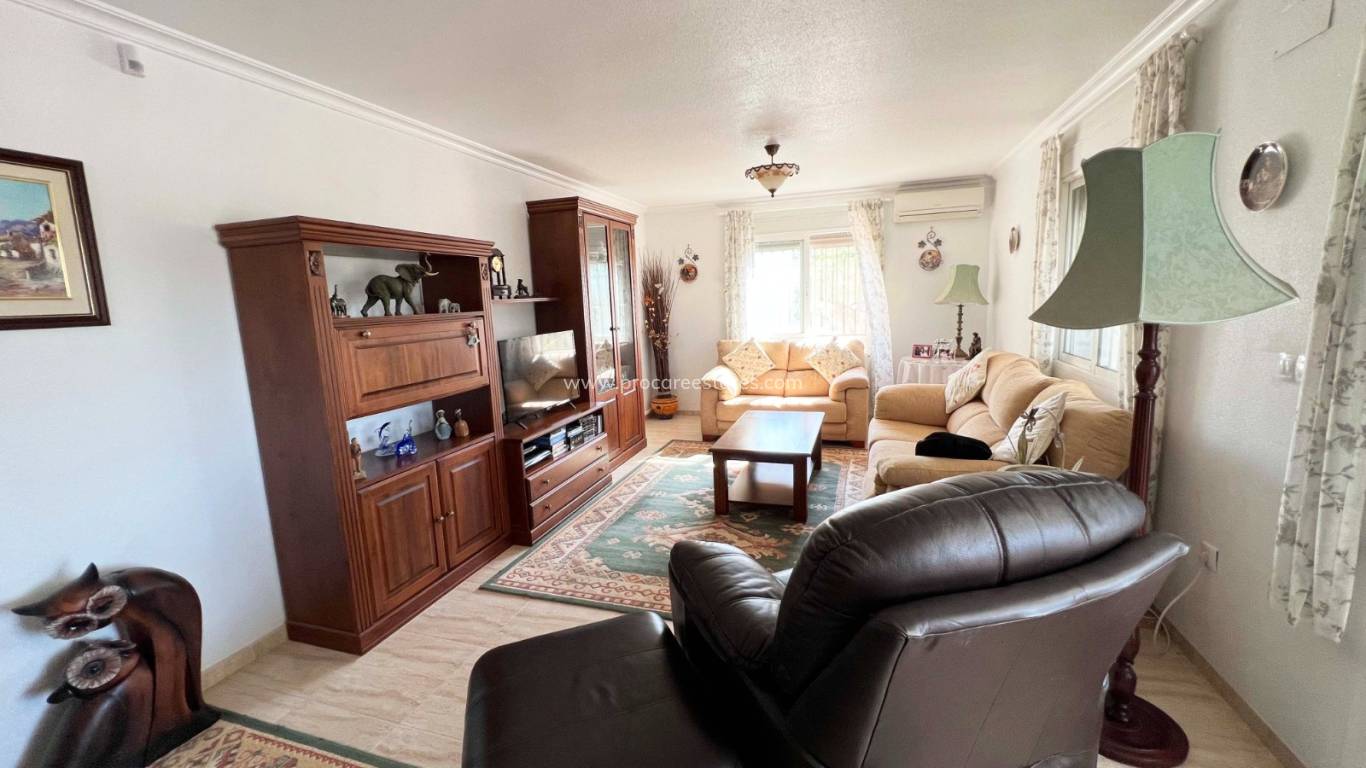 Resale - Villa - Macisvenda