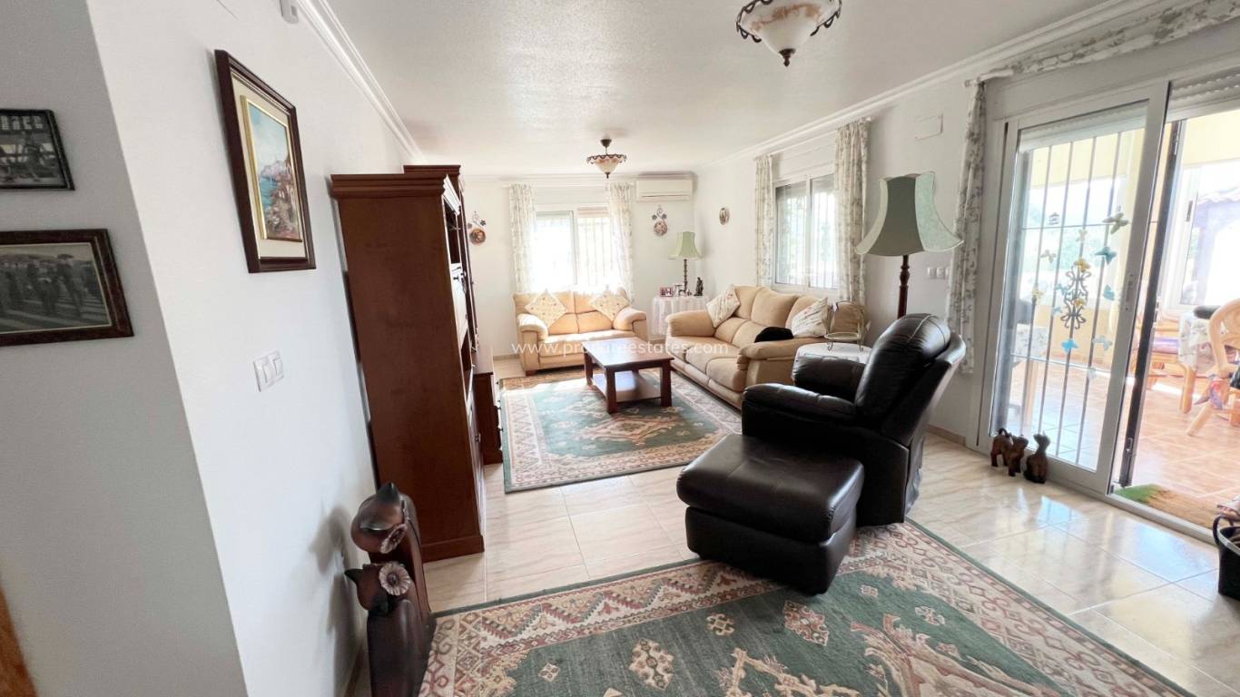 Resale - Villa - Macisvenda