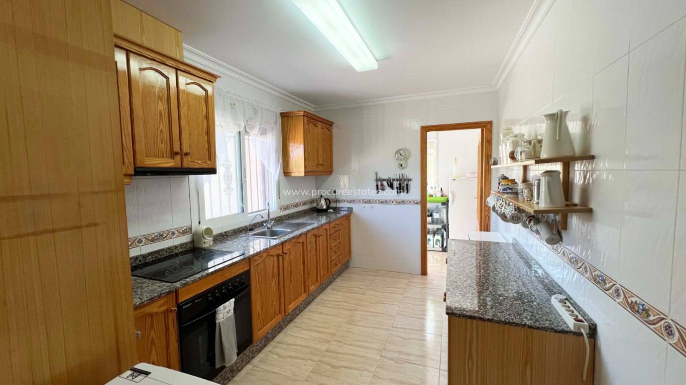 Resale - Villa - Macisvenda