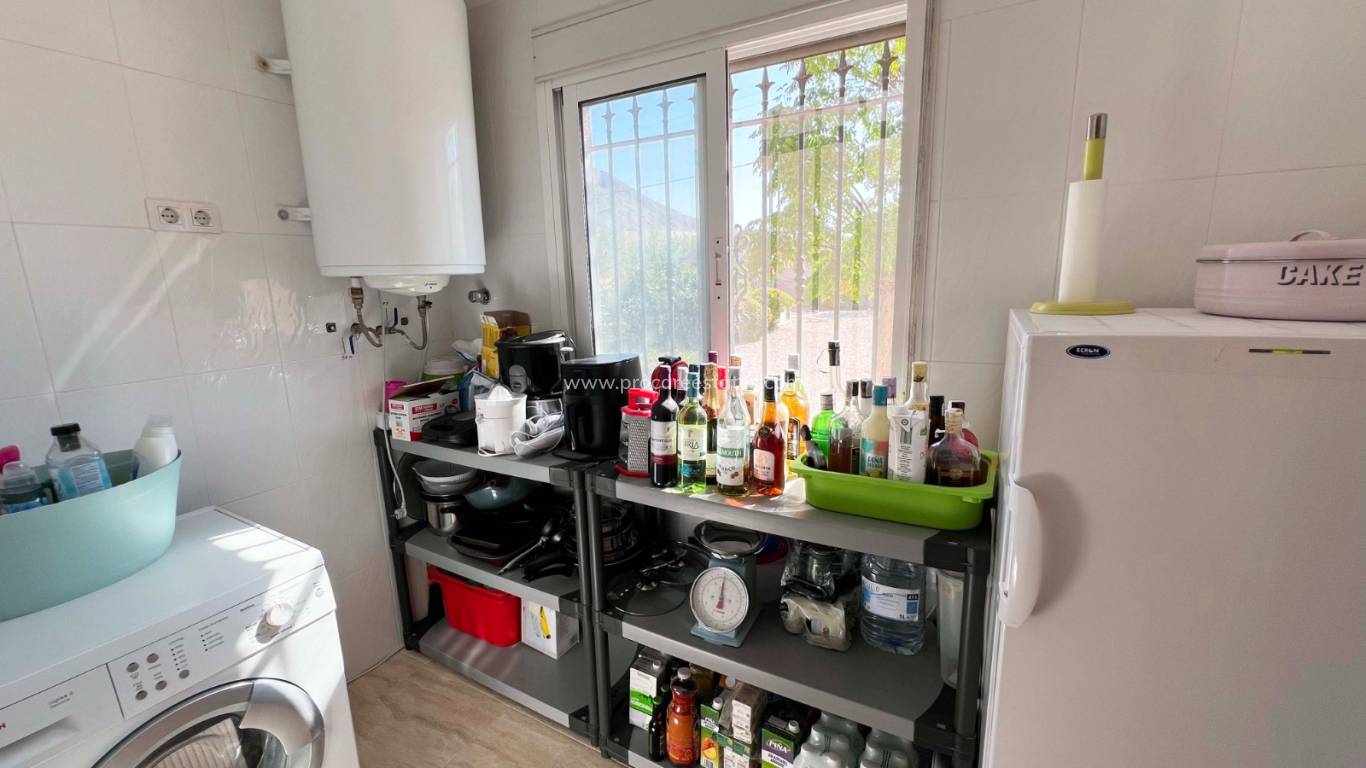 Resale - Villa - Macisvenda