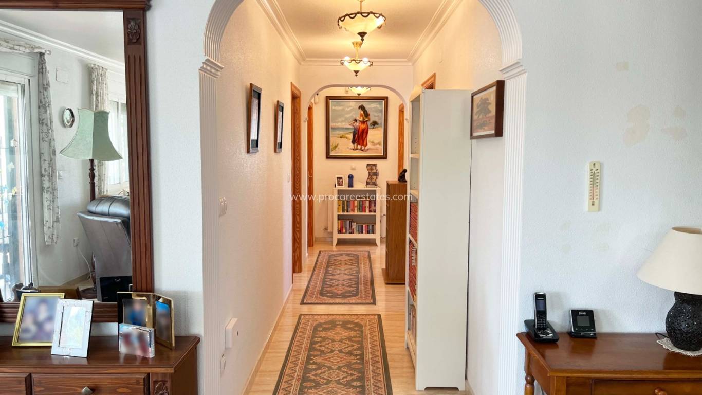 Resale - Villa - Macisvenda