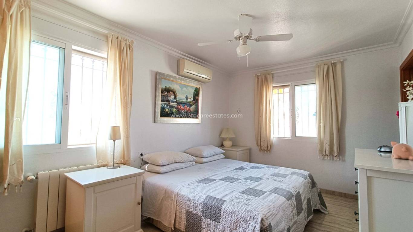 Resale - Villa - Macisvenda