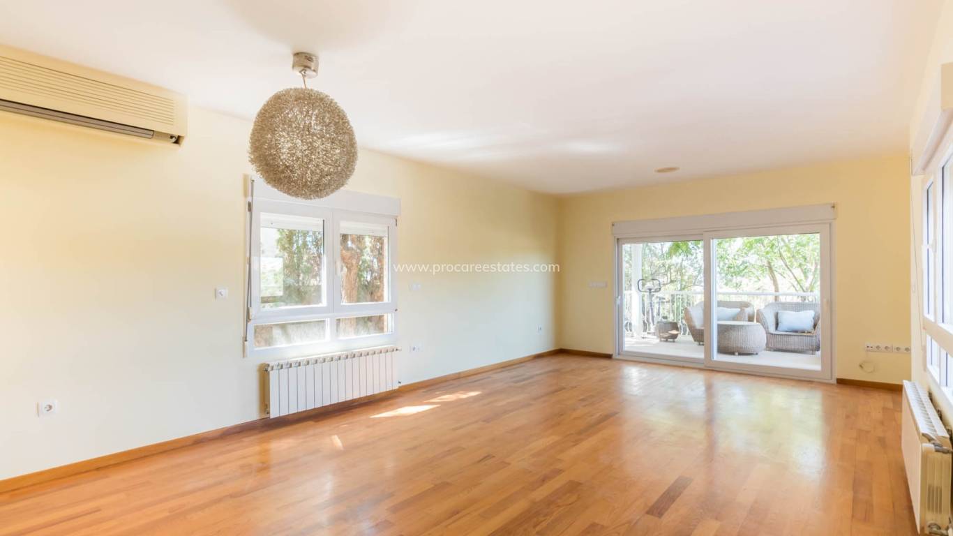 Resale - Villa - MOLINA DEL SEGURA