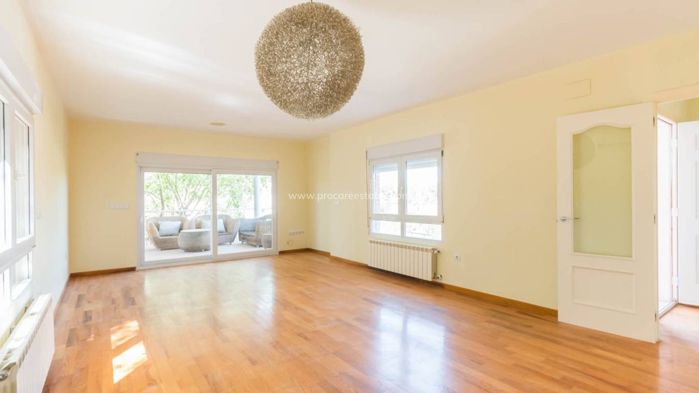 Resale - Villa - MOLINA DEL SEGURA