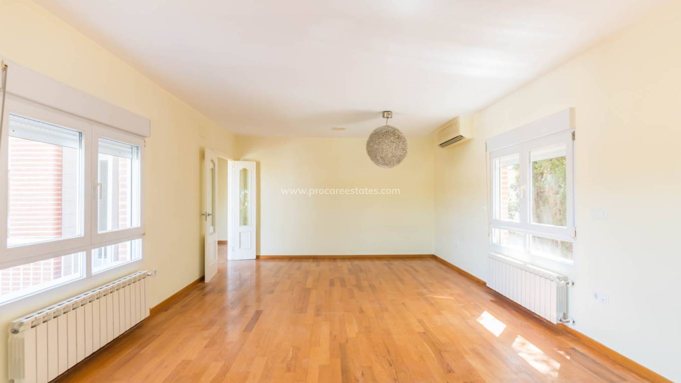 Resale - Villa - MOLINA DEL SEGURA