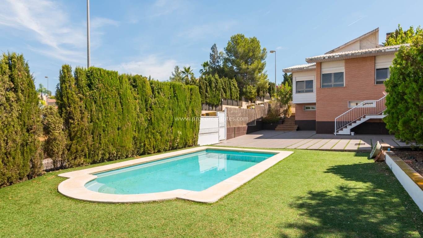 Resale - Villa - MOLINA DEL SEGURA