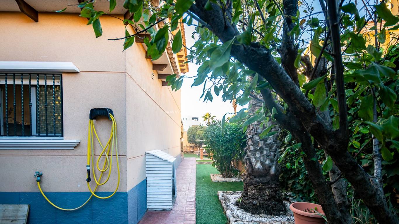 Resale - Villa - Orihuela - Benferri