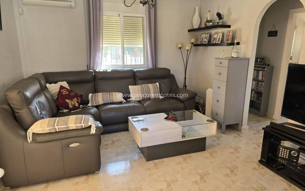 Resale - Villa - Orihuela Costa - Cabo Roig