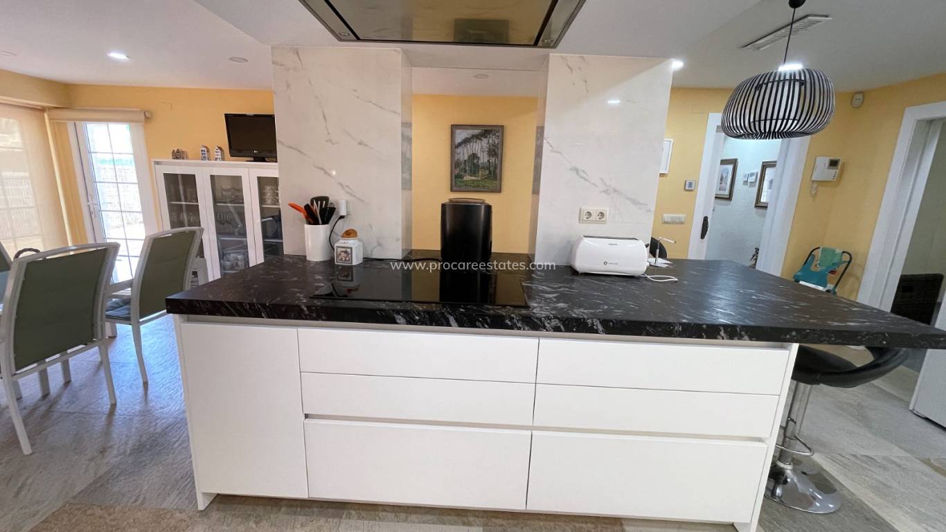 Resale - Villa - Orihuela Costa - Cabo Roig