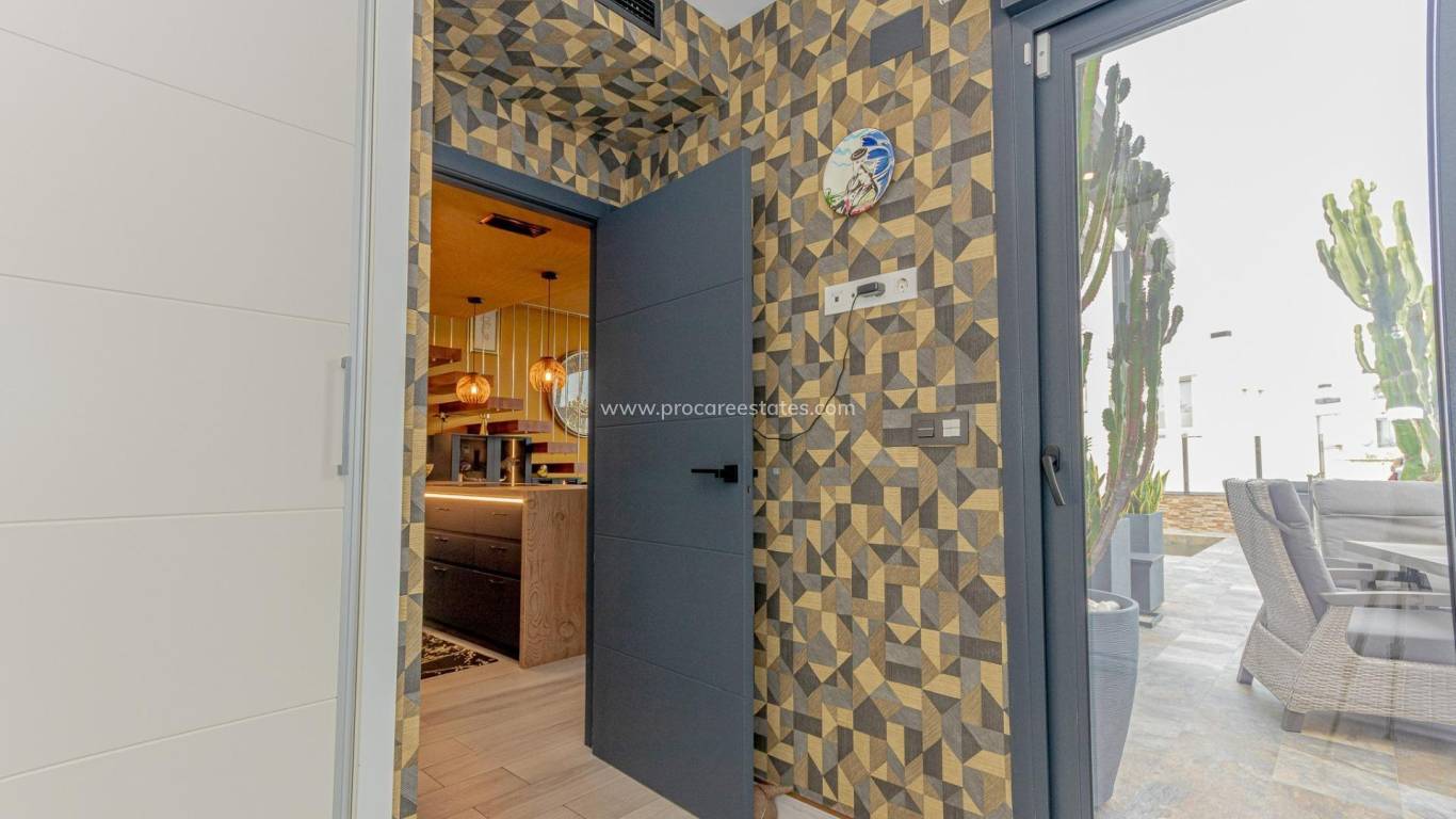 Resale - Villa - Orihuela Costa - Cabo Roig