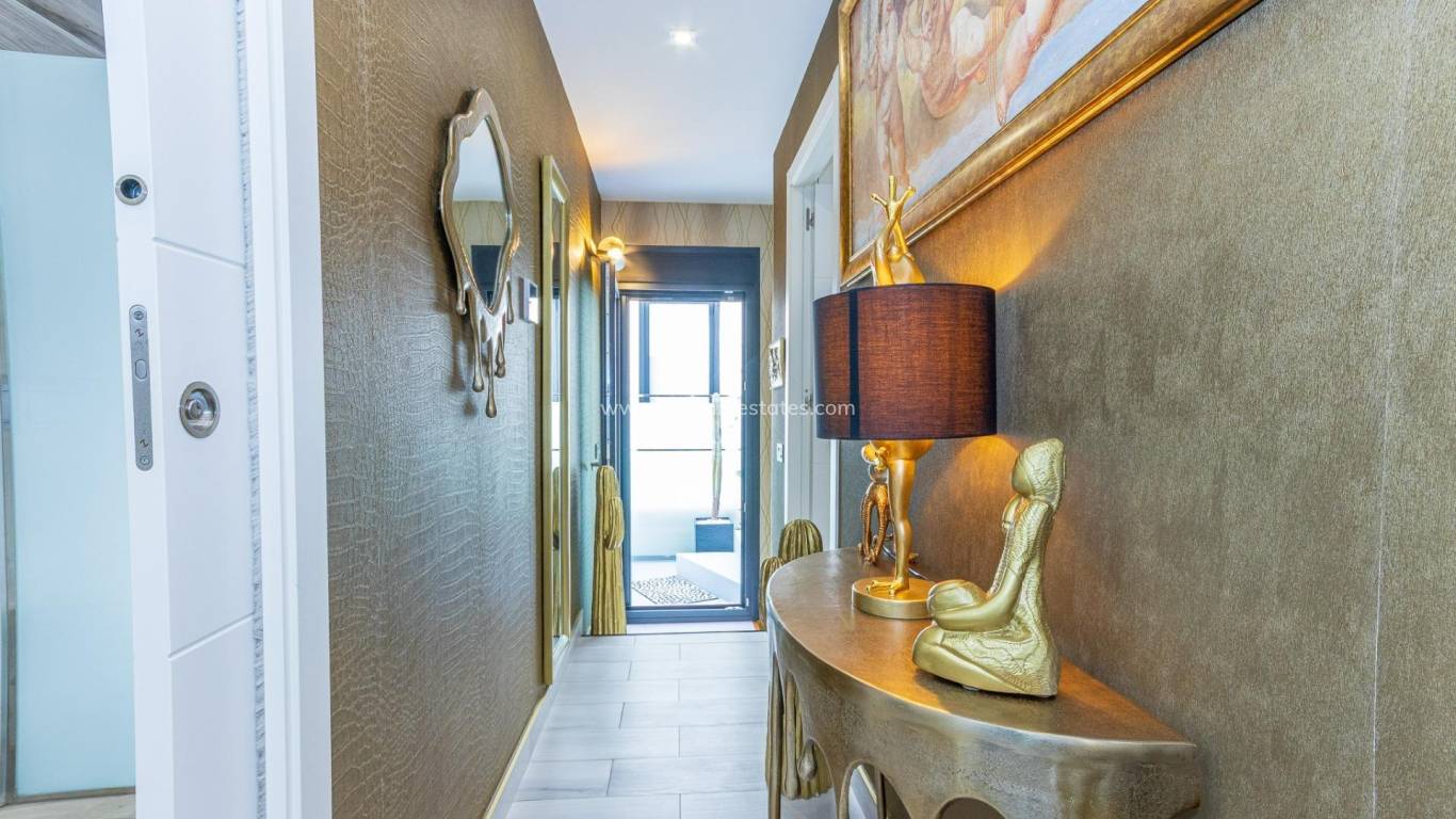 Resale - Villa - Orihuela Costa - Cabo Roig