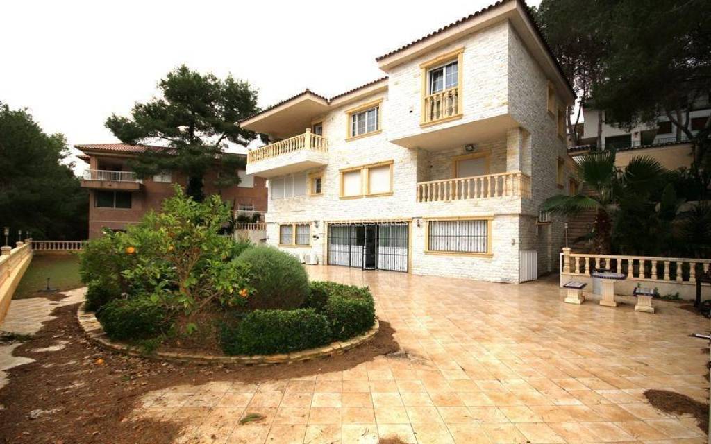 Resale - Villa - Orihuela Costa - Campoamor