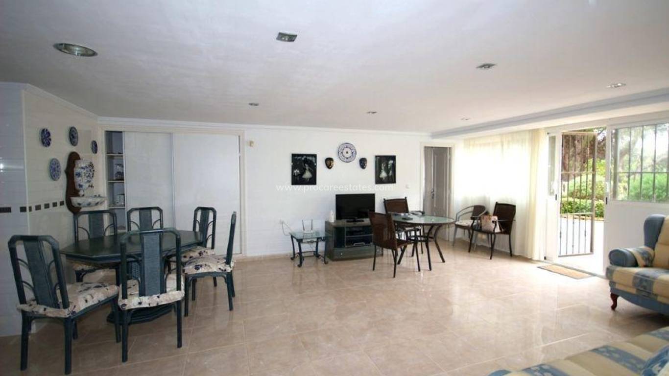 Resale - Villa - Orihuela Costa - Campoamor